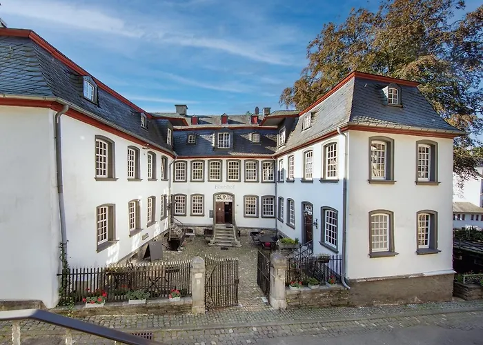 Elbershof * Montjoie